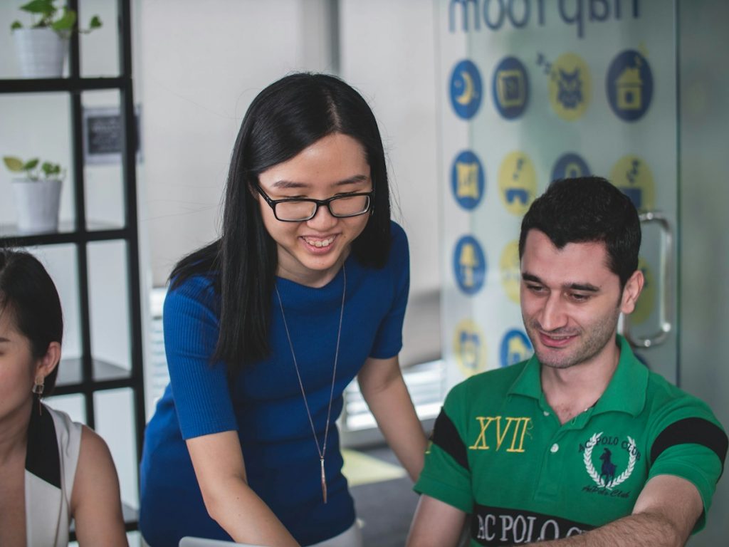 From Global Tech to UK Market Entry: AI-Powered UK Innovator Visa Application Assistant