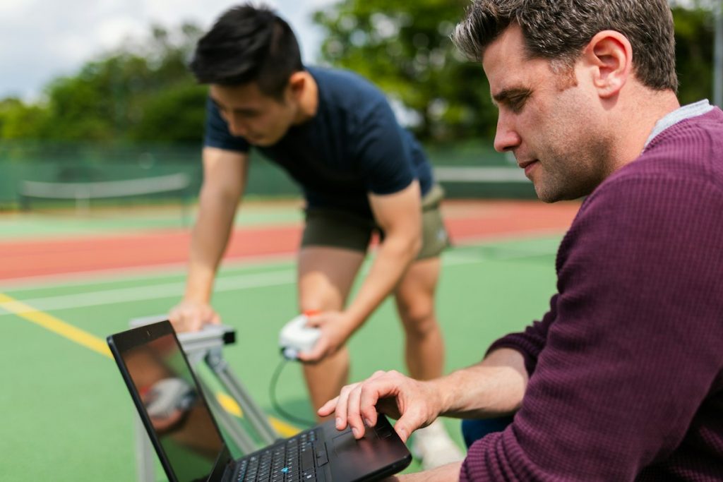 Mastering Founder-Market Fit: AI-Powered UK Innovator Visa Application Assistant Guide for Endorsement Success