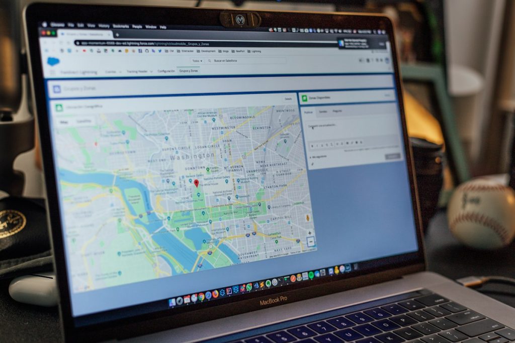 Mapping British Market Fit: AI-Powered UK Innovator Visa Application Assistant for Spatial Tech