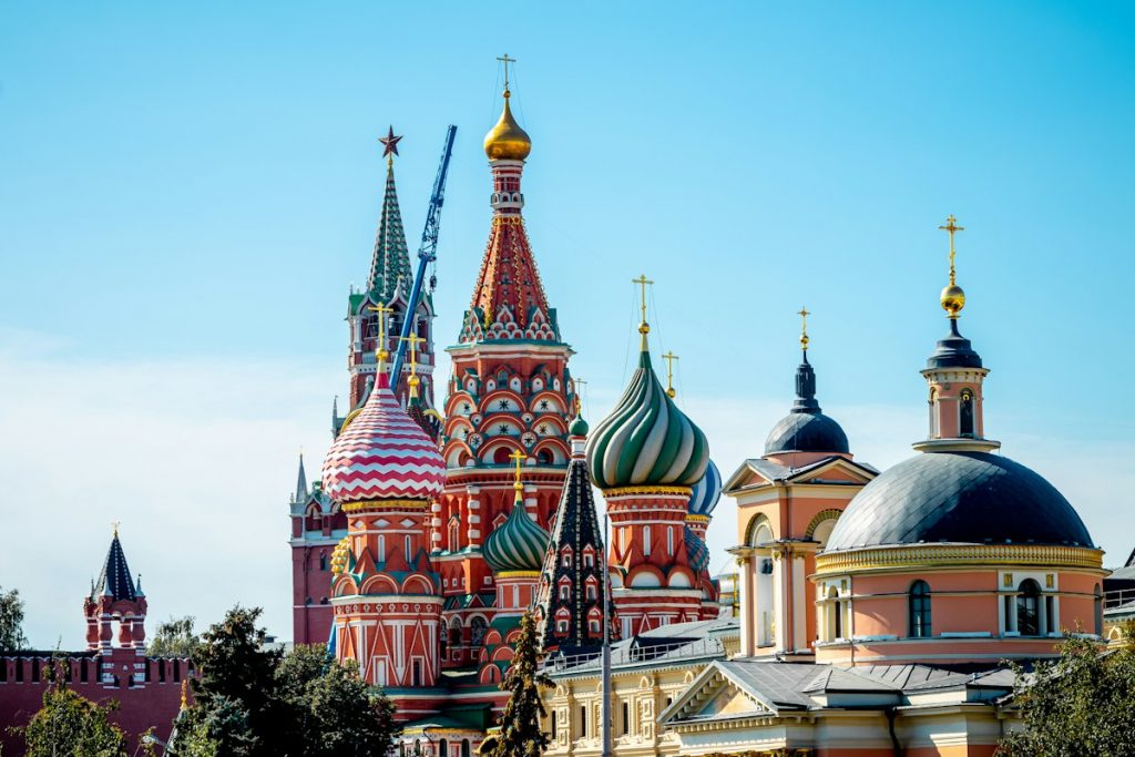 Relocating from Russia: AI-Powered UK Innovator Visa Assistant Endorsement Guide
