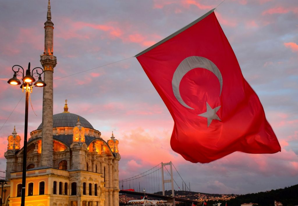 Turkish Startups Expanding to the UK: The AI-Powered UK Innovator Visa Application Assistant Roadmap