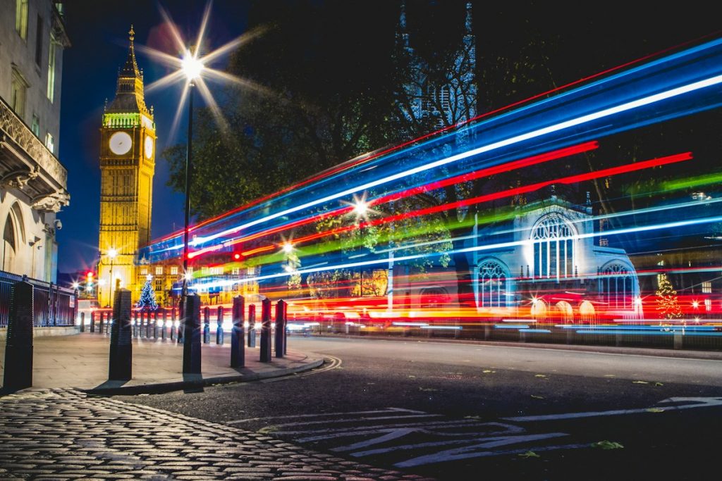 AI-Powered UK Innovator Visa Application Assistant: Navigating the UK Visa Fast-Track for Global AI Founders