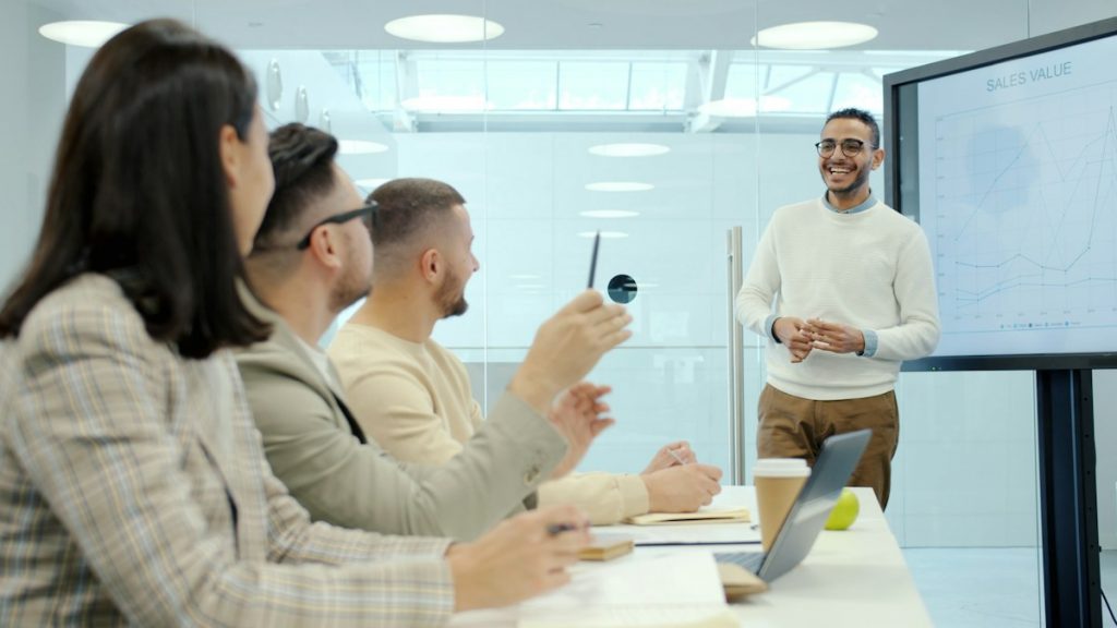 AI-Powered UK Innovator Visa Application Assistant: Benchmarking Founder Readiness via the 4F Formula