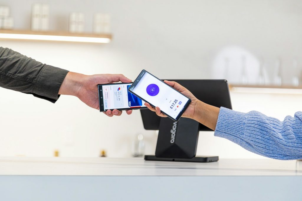 Beyond Generic AI: Why AI-Powered UK Innovator Visa Application Assistant Delivers Tailored Endorsement Success